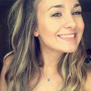 Meet your Posher, Michaela